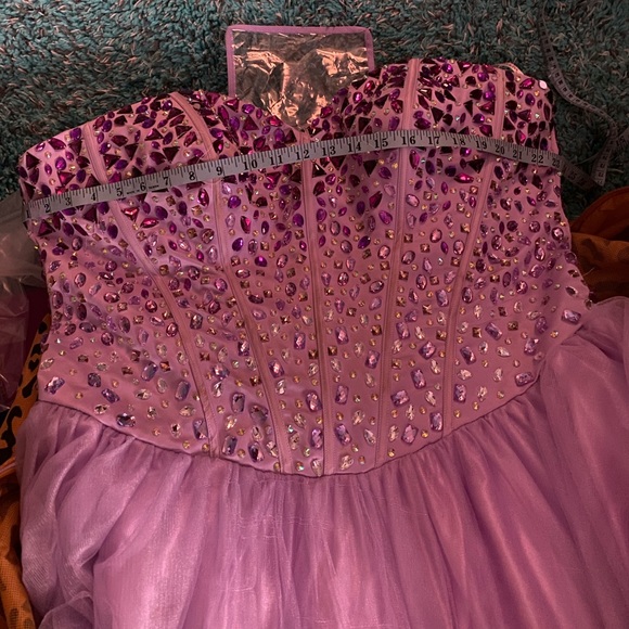 Ball gown - Picture 10 of 10